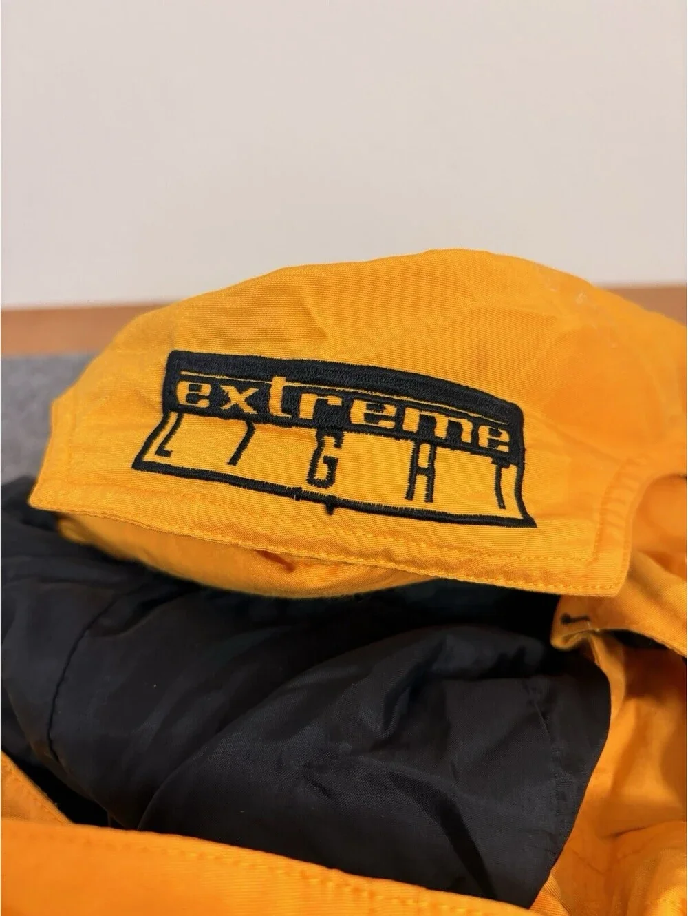 The North Face Extreme Light Jacket Mens XL Yellow with Collar/Hood